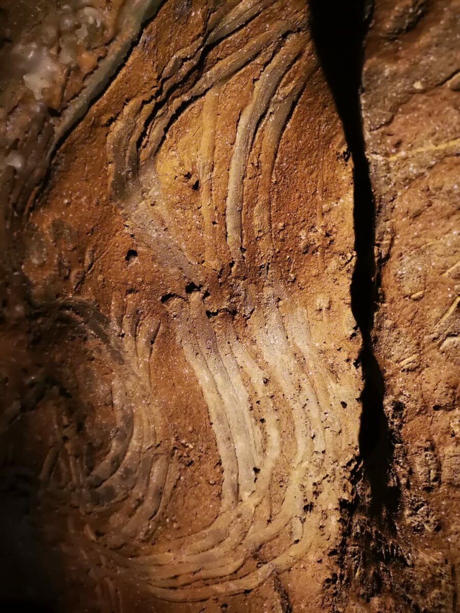 Traces
